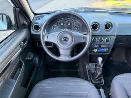 CHEVROLET - PRISMA - 2010/2011 - Prata - R$ 29.900,00