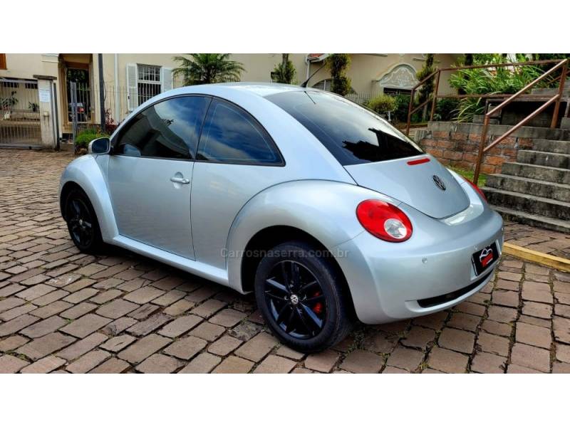 VOLKSWAGEN - NEW BEETLE - 2008/2008 - Prata - R$ 42.900,00