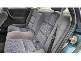 CHEVROLET - VECTRA - 1996/1997 - Verde - R$ 17.900,00
