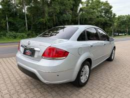 FIAT - LINEA - 2011/2012 - Prata - R$ 32.900,00