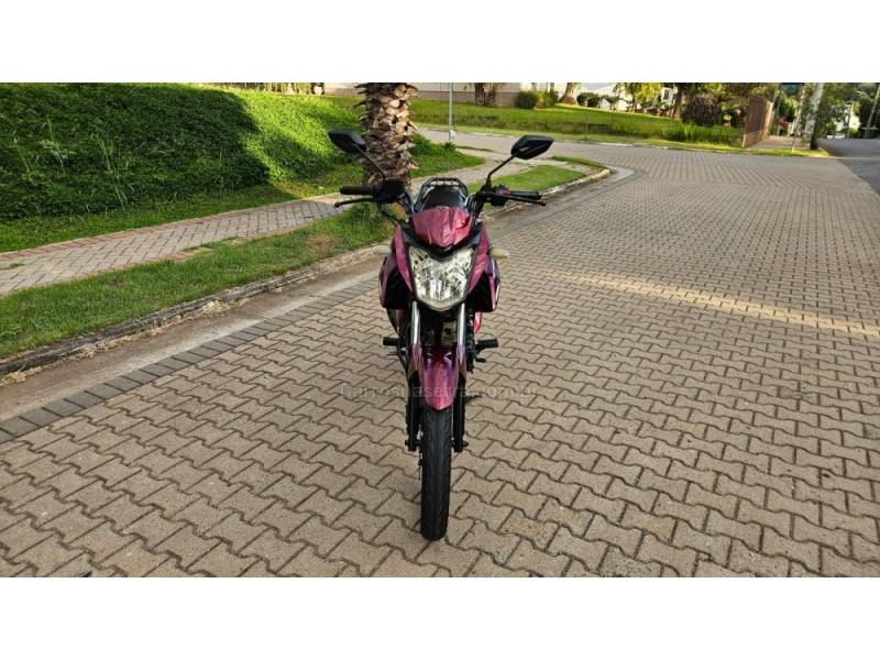 YAMAHA - FAZER - 2016/2016 - Vermelha - R$ 12.300,00