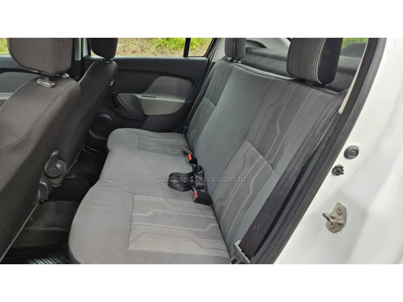 RENAULT - LOGAN - 2017/2018 - Branca - R$ 45.900,00