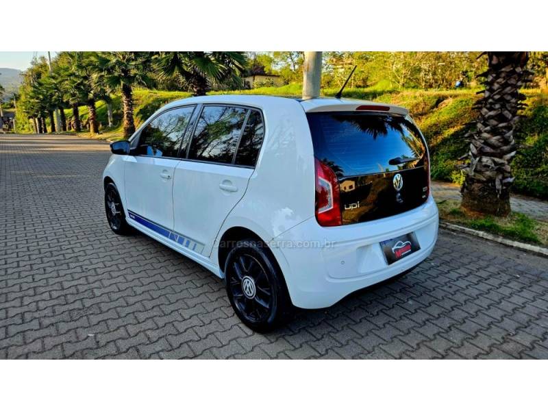 VOLKSWAGEN - UP - 2016/2017 - Branca - R$ 49.000,00