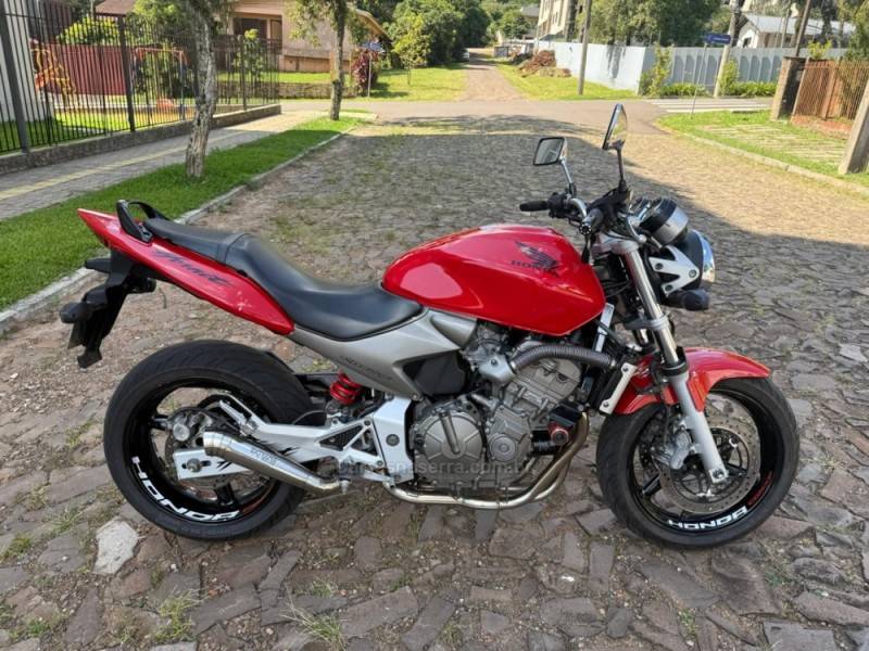 HONDA - CB 600F - 2005/2005 - Vermelha - R$ 34.900,00
