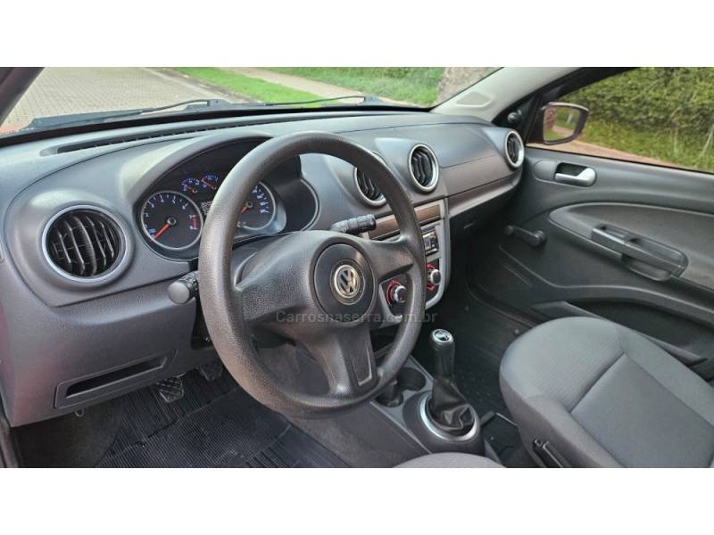 VOLKSWAGEN - GOL - 2010/2010 - Vermelha - R$ 25.900,00