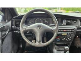 CHEVROLET - VECTRA - 1996/1997 - Verde - R$ 17.900,00