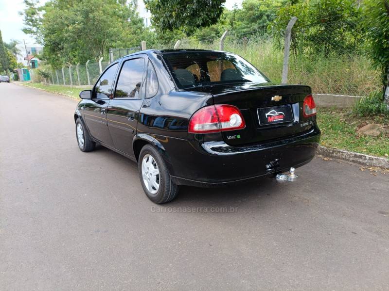 CHEVROLET - CLASSIC - 2012/2012 - Preta - R$ 28.900,00