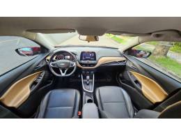 CHEVROLET - ONIX - 2022/2023 - Vermelha - R$ 90.900,00